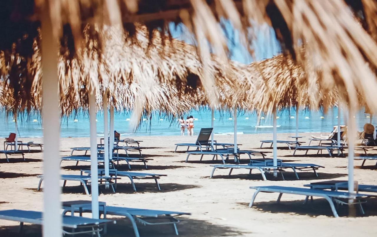 Hotel Sea Breeze Nardaran Esterno foto